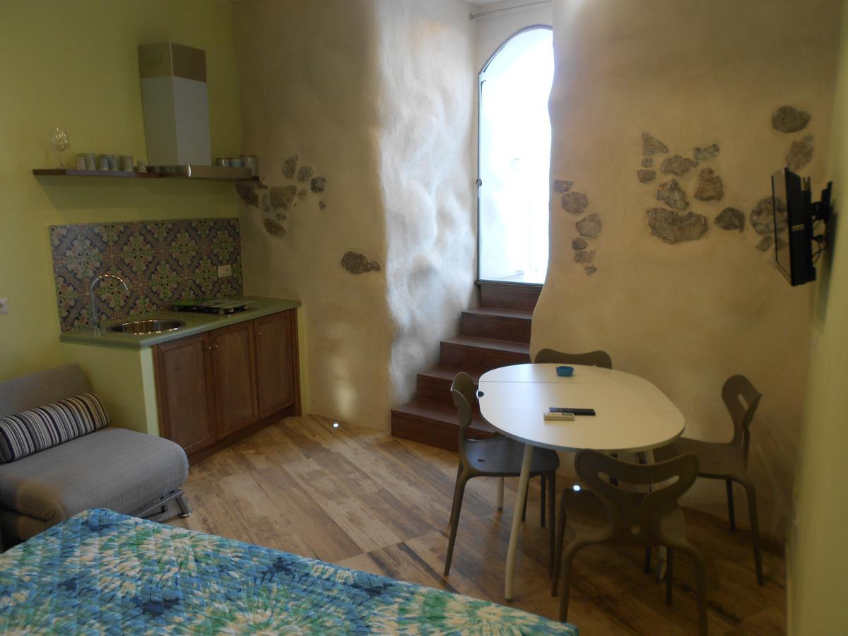 Balcone Sulla Spiaggia Cefalu Bagian luar foto