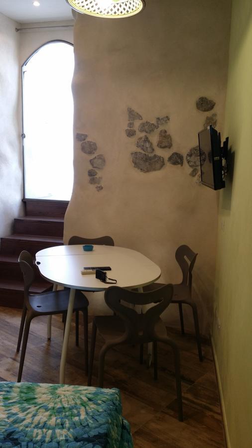 Balcone Sulla Spiaggia Cefalu Bagian luar foto
