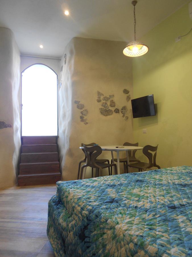 Balcone Sulla Spiaggia Cefalu Bagian luar foto